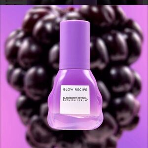 Glow Recipe Blackberry Retinol Serum in White and Purple